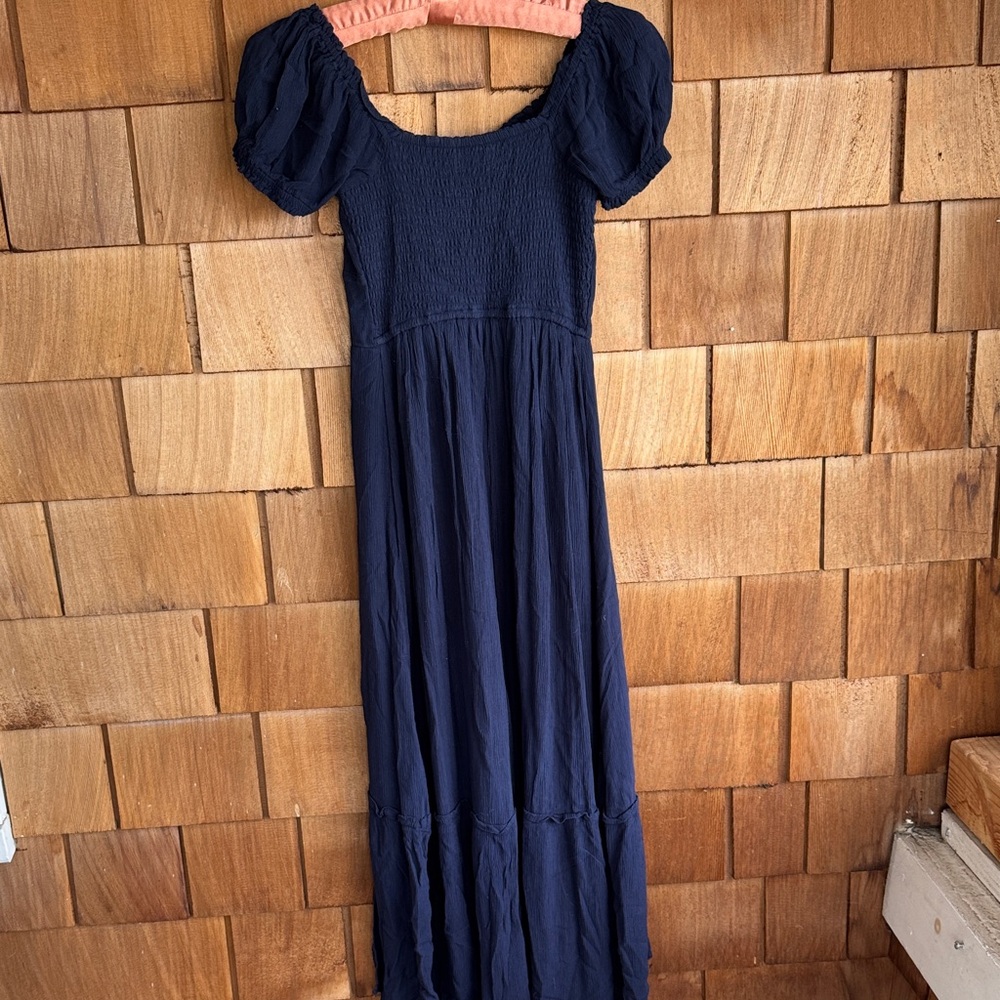 Hollister Navy Puff-Sleeve Maxi Dress - Picture 6 of 6
